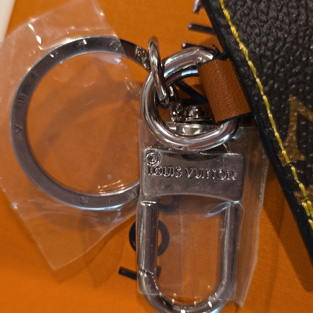 Luxury Brown and Gold Chocolate Bar Keychain - Picture 4 of 8